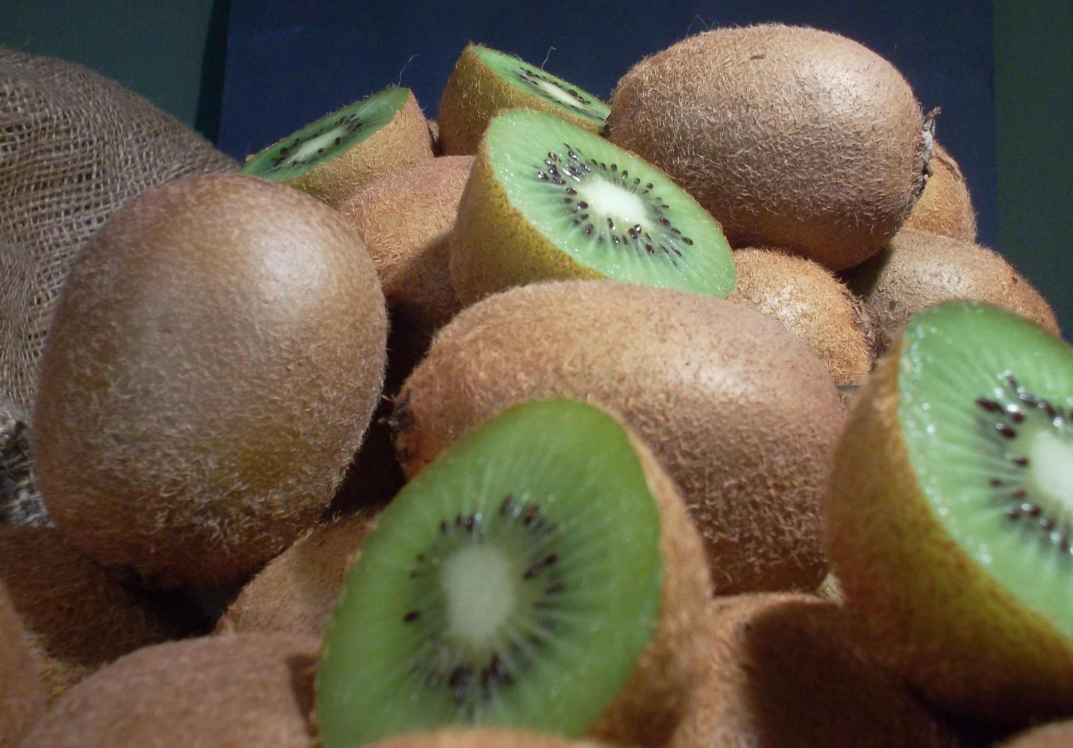 Kiwi-Bio